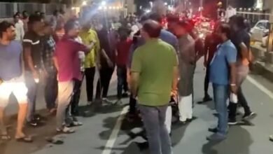 i-think-there-will-be-a-riot-now-caught-in-police-public-clash-bjp-mla-from-valsad-threatens-pi-in-public