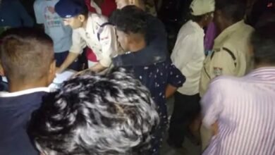 bus-overturns-in-500-meter-deep-valley-in-uttarakhand-25-killed-in-accident-50-people-were-in-bus-people-searched-for-dead-bodies-with-mobile-flash-lights