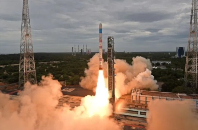 sslv-d2-launching-isros-smallest-rocket-to-go-on-mission-today-6-months-ago-there-was-a-mess