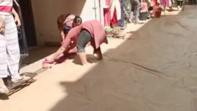 a-volcano-of-mud-erupted-from-the-ground-in-surats-varachha-roads-and-houses-were-fine-mud-also-came-out-of-a-3-feet-high-wash-basin