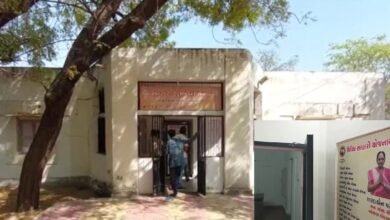 even-the-office-of-the-mp-in-gujarat-is-not-safe-the-smugglers-have-tampered-with-the-mps-office-in-mehsana
