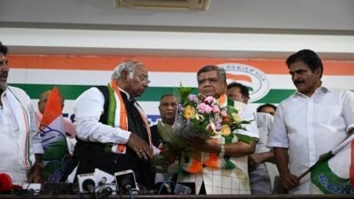 karnataka-former-cm-jagdish-shettar-left-bjp-to-join-congress-know-why-he-got-upset